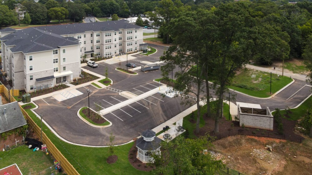 The Ellington LA843 Media 2021