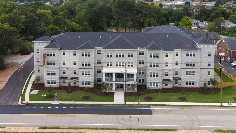 The Ellington LA843 Media 2021